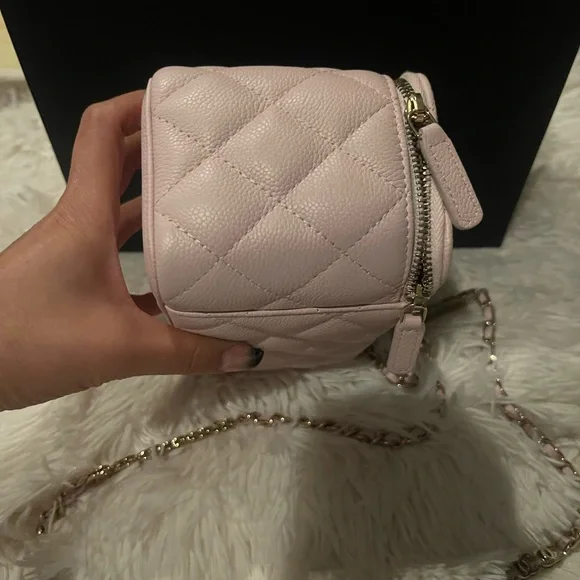 Chanel Light Pink Quilted Vanity Crossbody Bag 22P - Picture 6 of 11